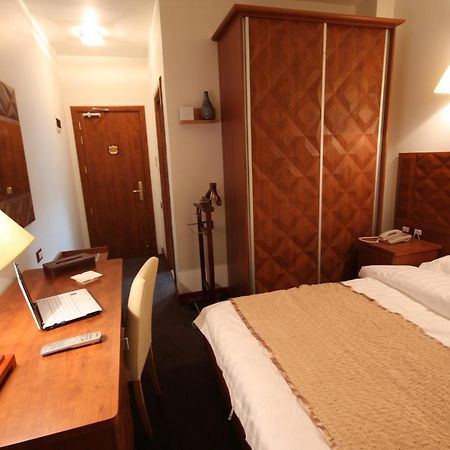Plasma Hotel Триполи Экстерьер фото