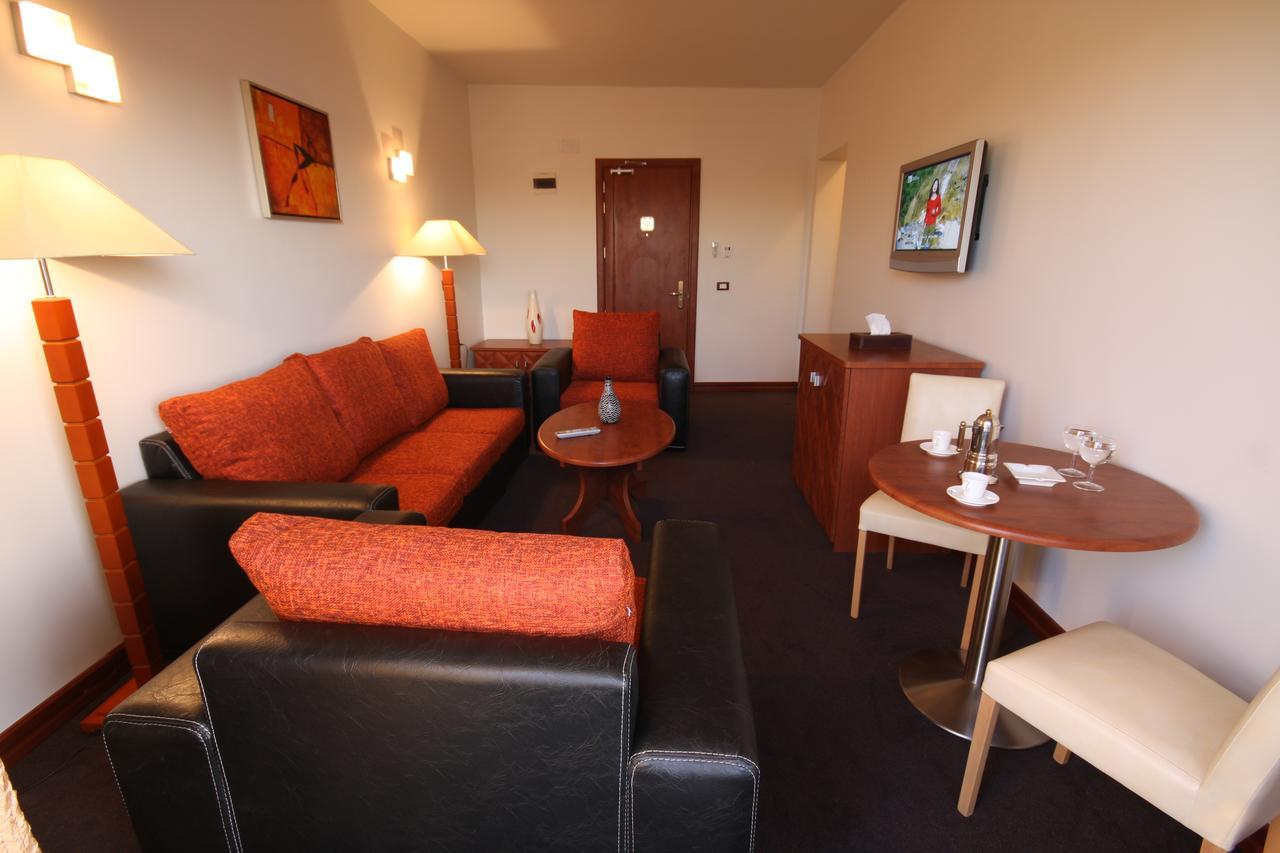 Plasma Hotel Триполи Экстерьер фото